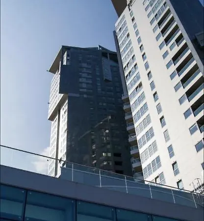Sea Towers Apartament Vip Apartman *